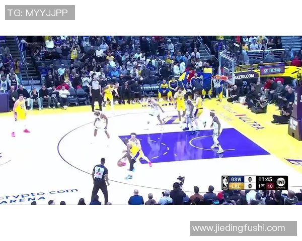 勇士与热火激战正酣2月28日NBA精彩对决回顾与分析