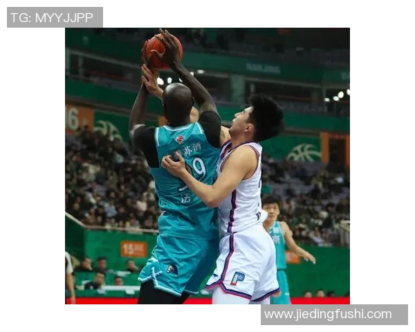 CBA第42轮精彩对决山东西王迎战江苏队全力争胜展现实力