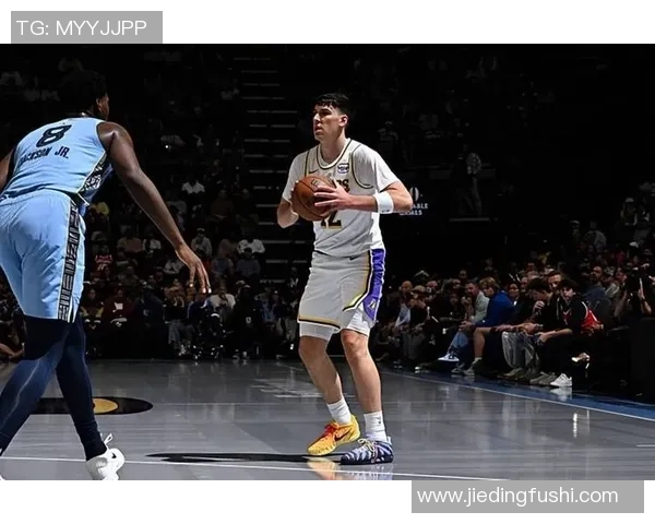 确实是坚决了不少,可是湖人侧翼新援在场上的作用仍然不太抱负? 确实是坚决了不少,可是湖人侧翼新援在场上的作用仍然不太抱负?